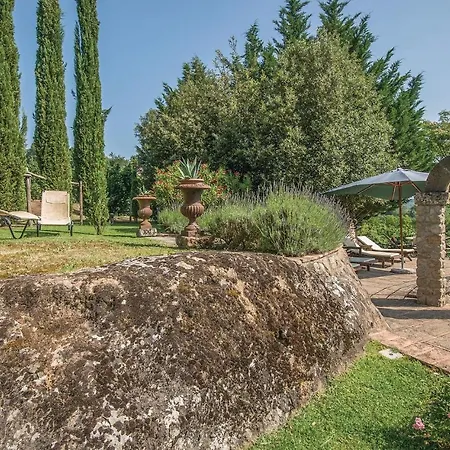 Holiday home Fontemulino